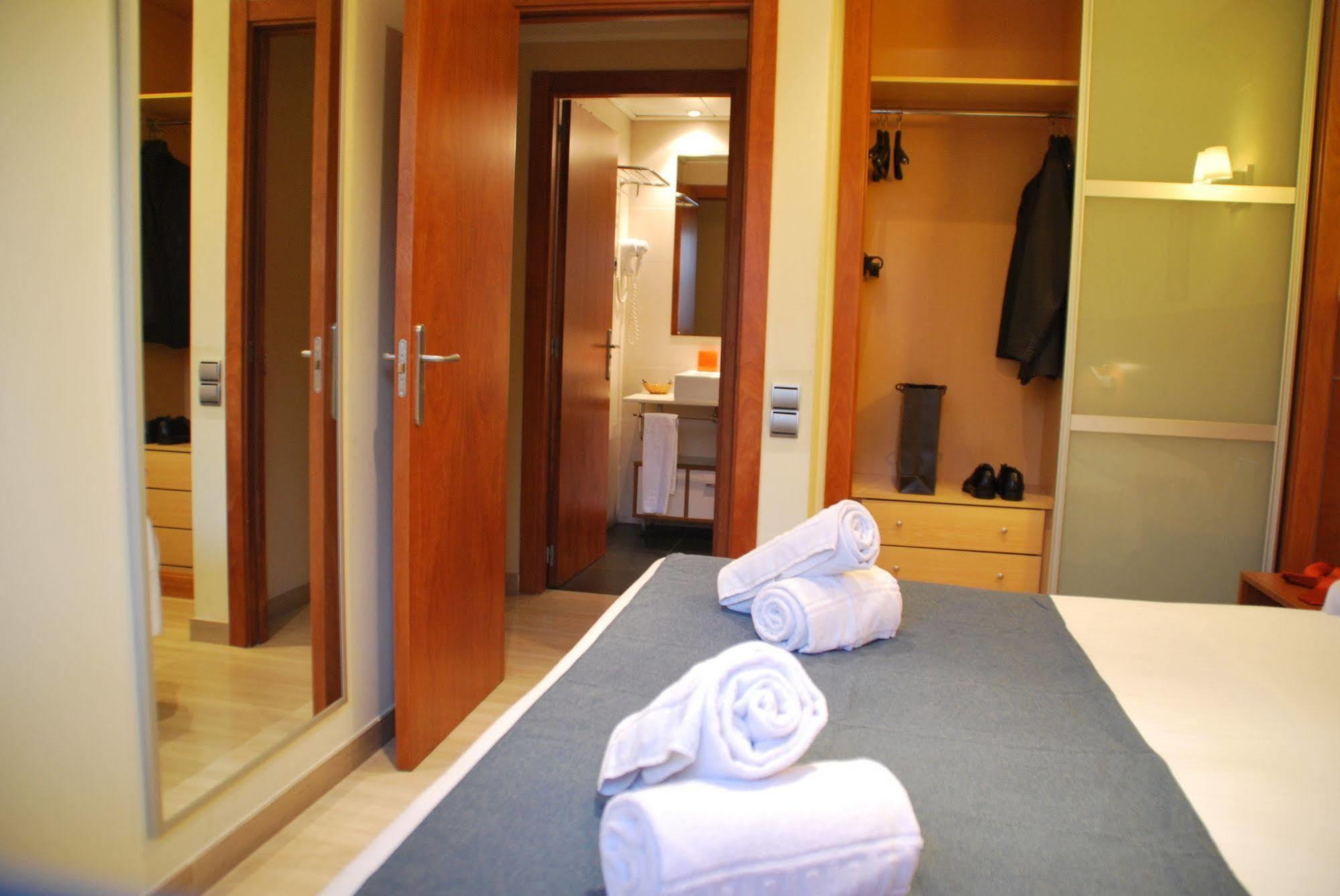 Apartaments Arago565 Барселона Экстерьер фото